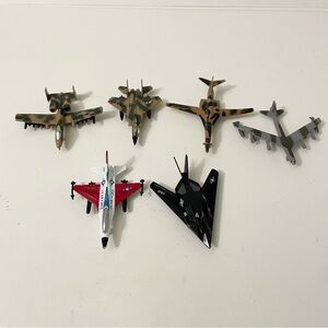 Lot of 6 Aircrafts F-117A Stealth Fighter F-16 Fighter Jet
